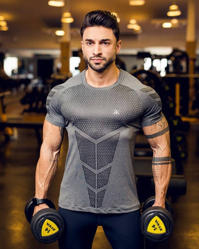 Sports t-shirt muscle tights