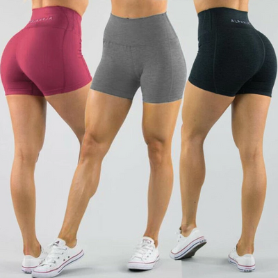 Three-point yoga shorts