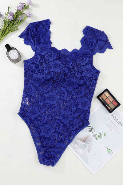 Ruched Sweetheart Neck Lace Bodysuit